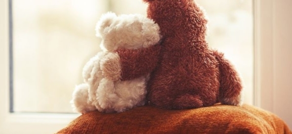 comfort-grief-2B-25282-2529.jpg