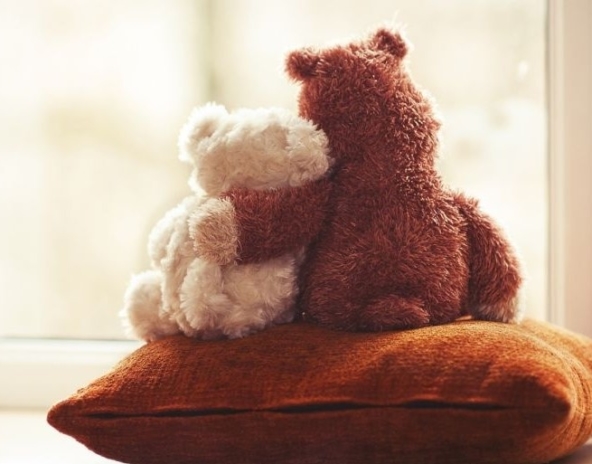 comfort-grief-2B-25282-2529.jpg